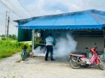 ลงพื้นที่พ่นยาเพื่อป้องกันโรคไข้เลือดออกจากยุงลาย ในพื้นที่ห